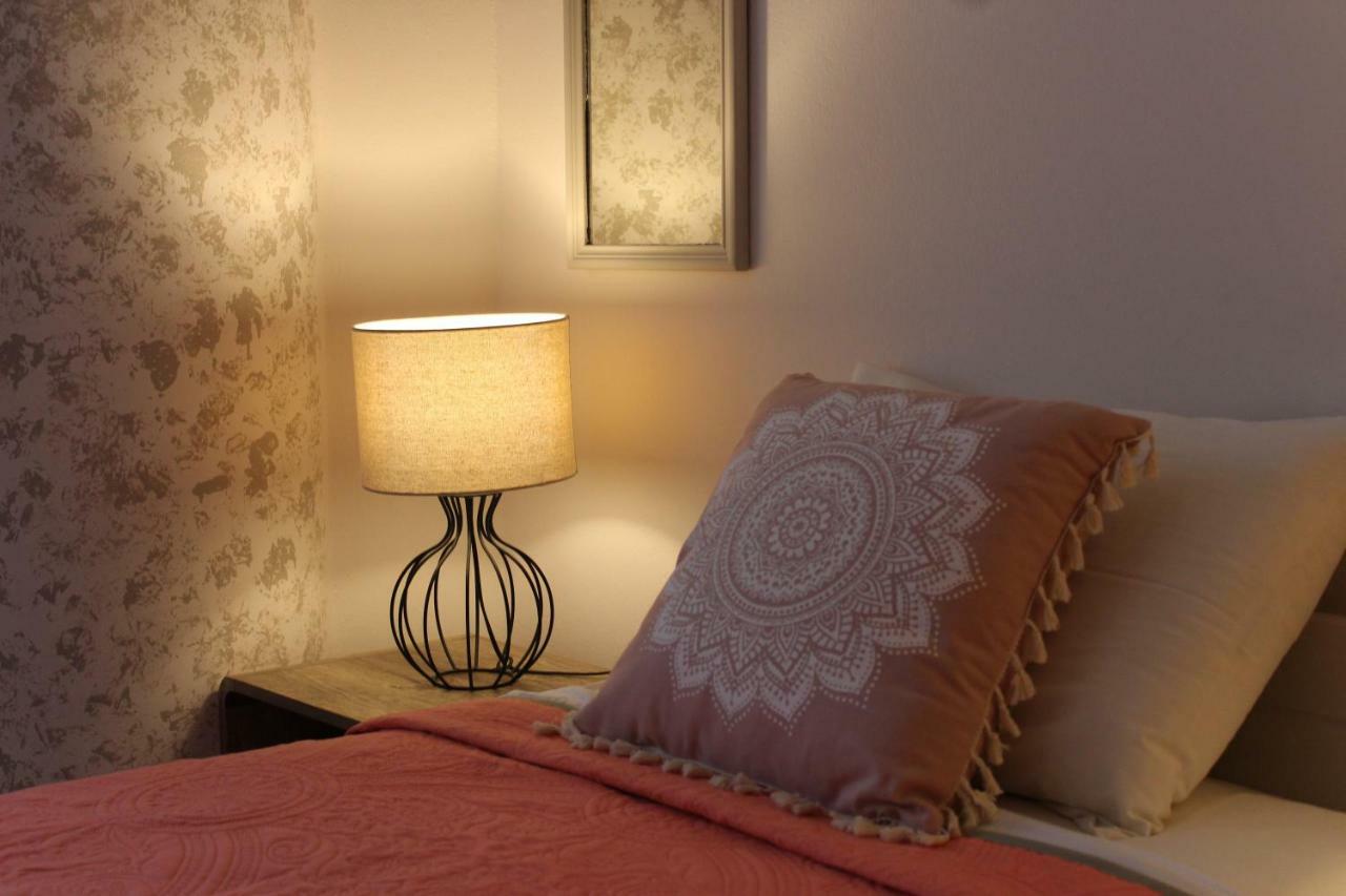Amazing Beachfront Apartment In Hersonissos エクステリア 写真